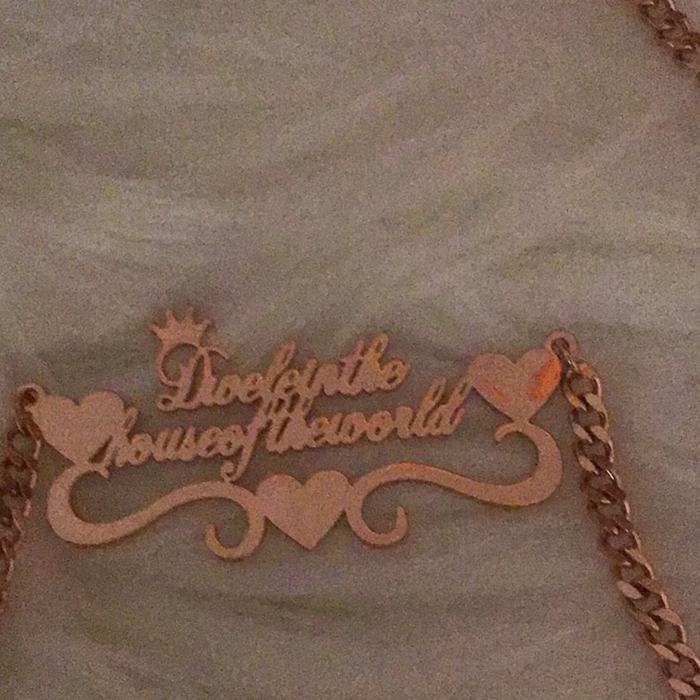 Beautiful quality necklace for woman and children - Picture 7 of 8